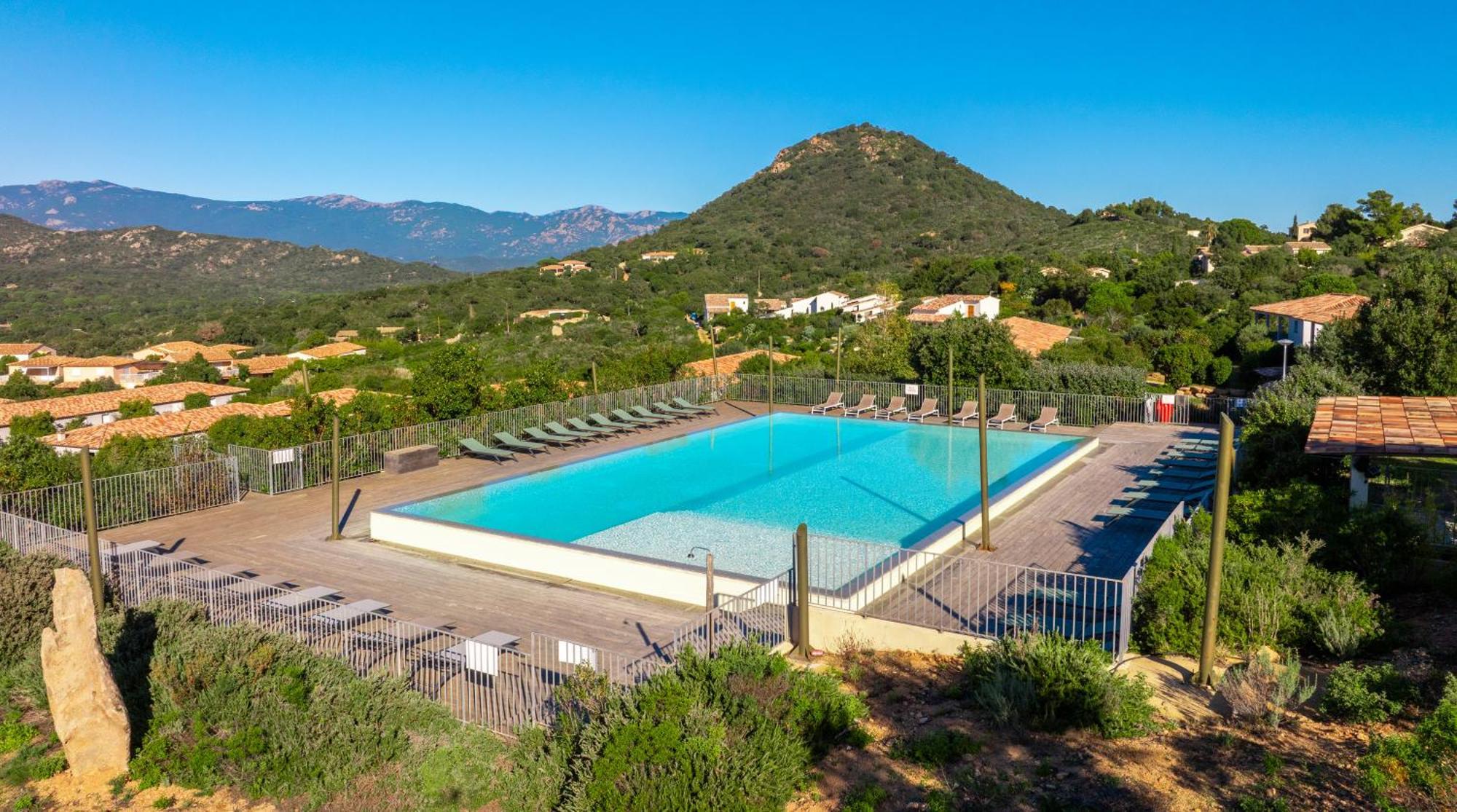 Residence Santa Giulia Park Порто-Веккьо Экстерьер фото